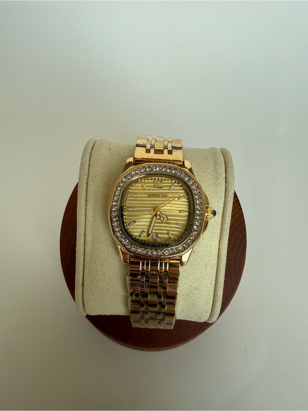 NWT Invicta 69382 34mm Gold Crystal Watch